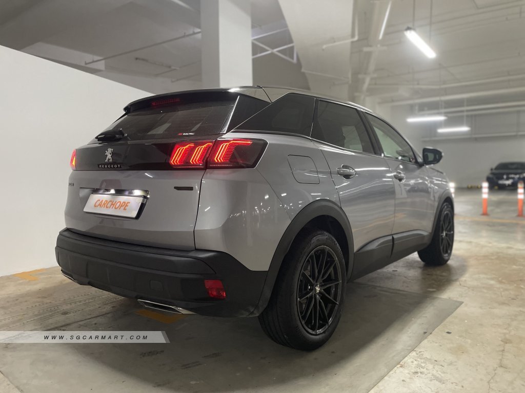 Peugeot 3008 1.2A PureTech EAT8 Active Premium