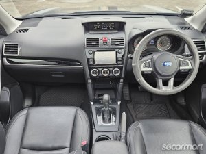 Subaru Forester 2.0i-L Sunroof