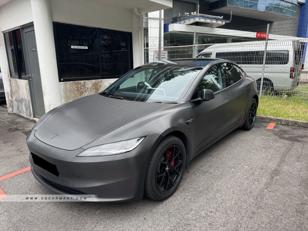 Tesla Model 3 Electric RWD
