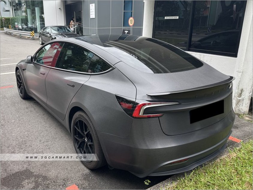 Tesla Model 3 Electric RWD