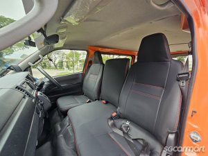Toyota Hiace 2.0A DX
