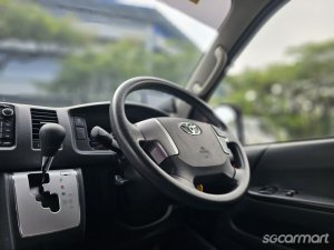 Toyota Hiace 2.0A DX