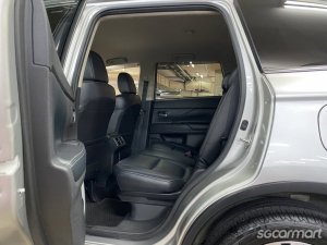 Mitsubishi Outlander 2.0A