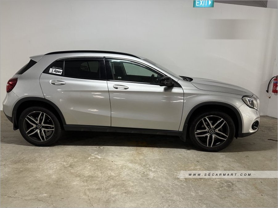 Mercedes-Benz GLA-Class GLA180 Urban Edition