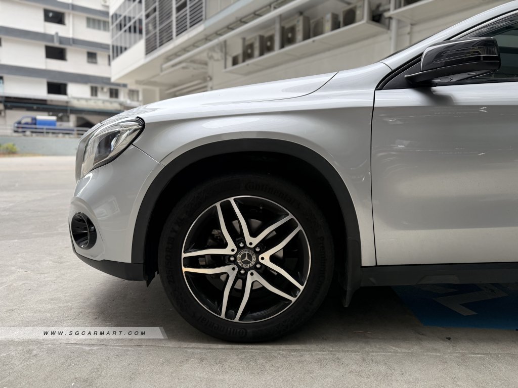 Mercedes-Benz GLA-Class GLA180 Urban Edition