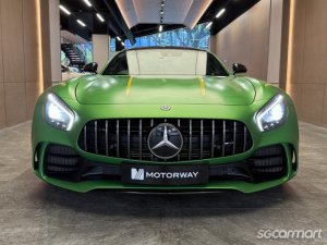 Mercedes-Benz AMG GT R