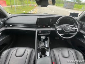 Hyundai Avante 1.6A S