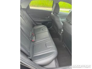 Hyundai Avante 1.6A S