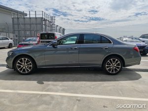 Mercedes-Benz E-Class E300 Exclusive