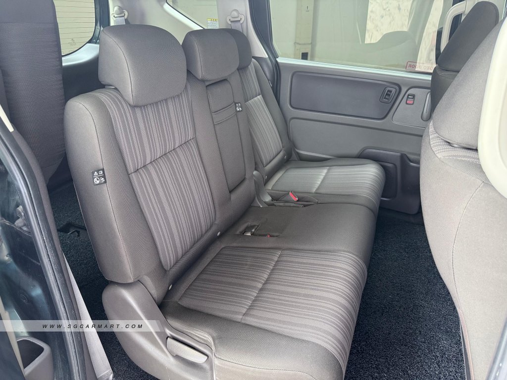Honda Freed Hybrid 1.5A G