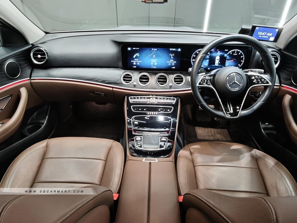 Mercedes-Benz E-Class E300 Avantgarde