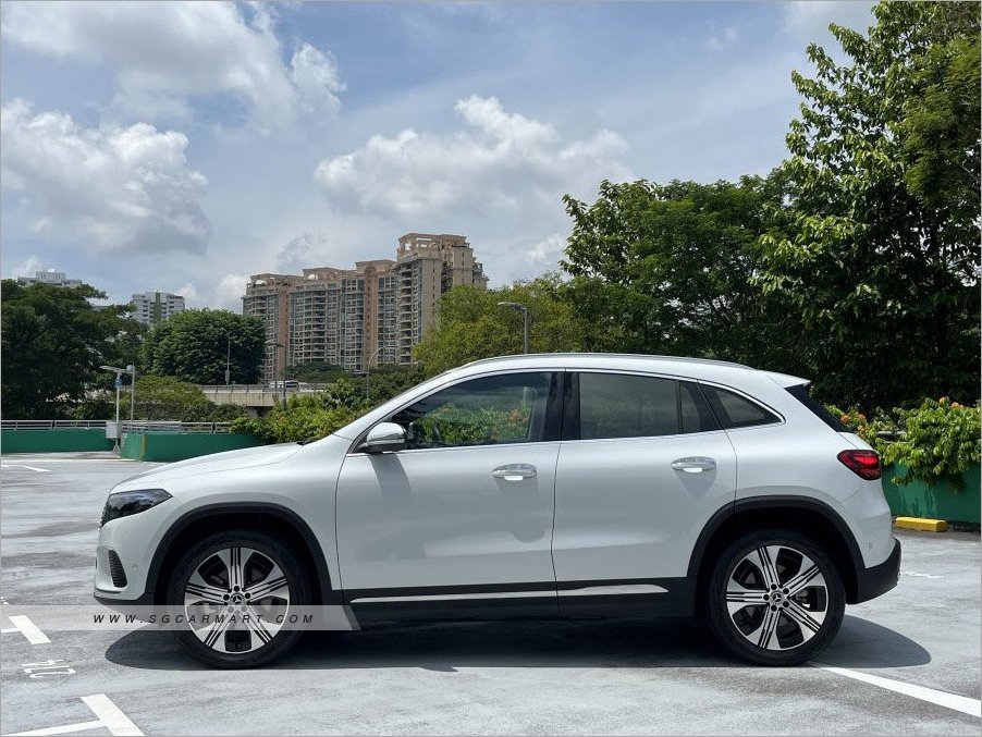Mercedes-Benz EQA Electric EQA250+ Art