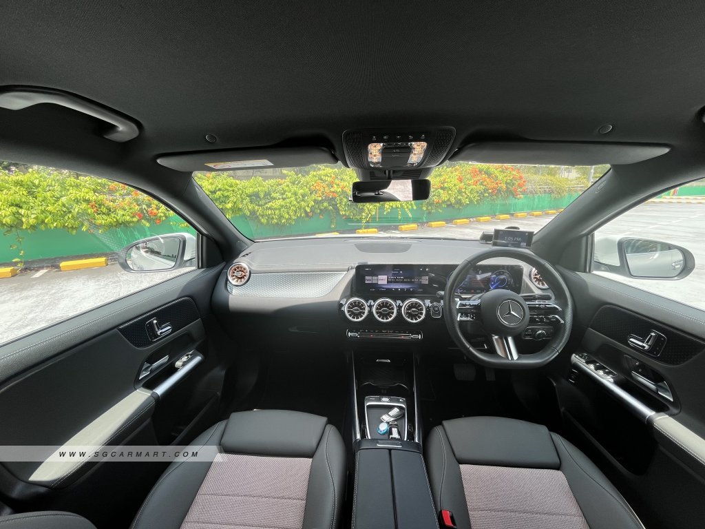 Mercedes-Benz EQA Electric EQA250+ Art