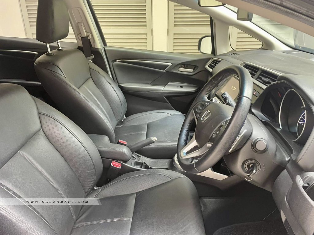 Honda Jazz 1.3A
