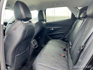 Peugeot 3008 1.2A PureTech EAT6 Active