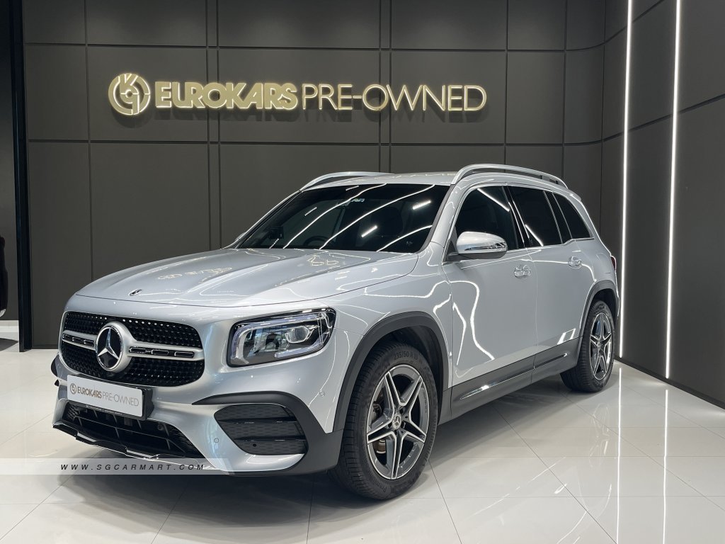 Mercedes-Benz GLB-Class GLB200 AMG Line