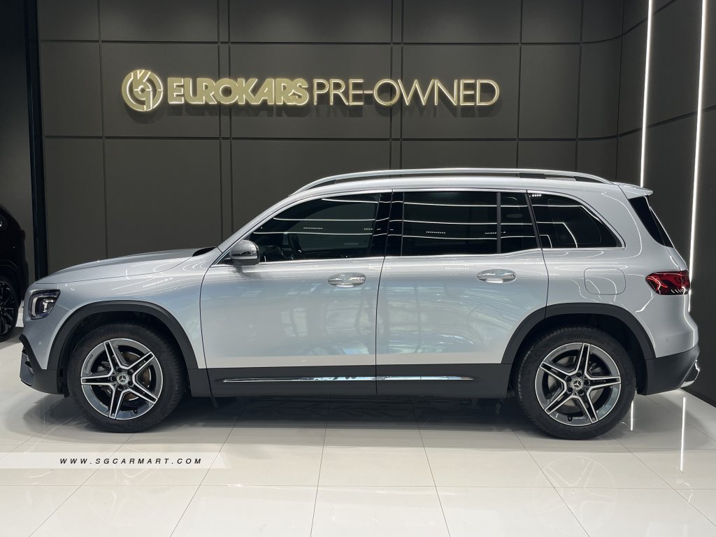 Mercedes-Benz GLB-Class GLB200 AMG Line