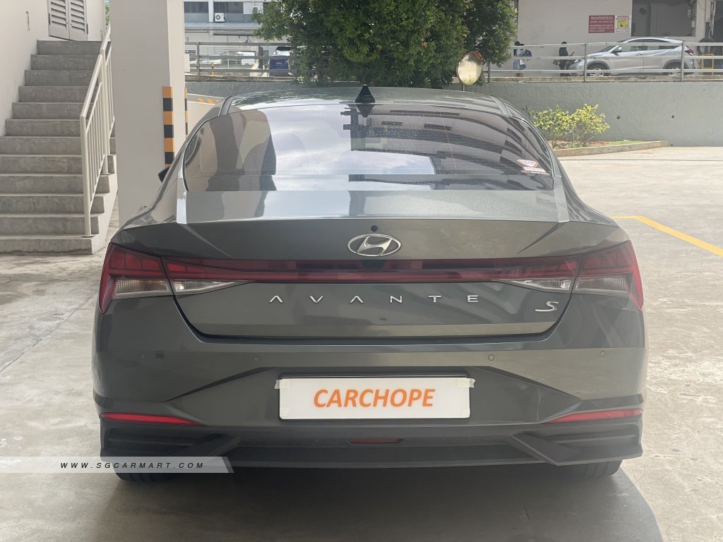 Hyundai Avante 1.6A S