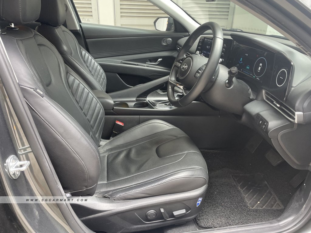 Hyundai Avante 1.6A S