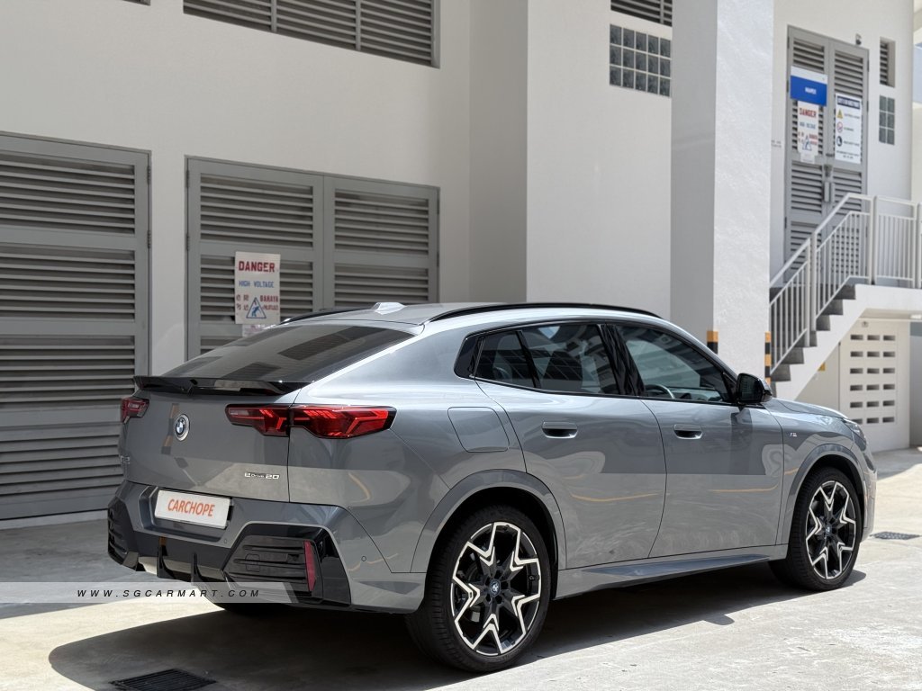 BMW iX2 Electric eDrive20 M-Sport