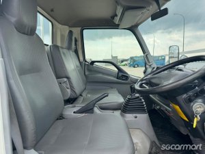 Hino XZU710R (New 5-yr COE)