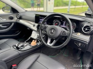 Mercedes-Benz E-Class E200 Avantgarde