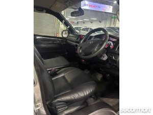 Toyota Hiace 2.8A DX