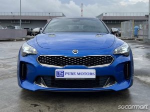 Kia Stinger 2.0A Sunroof