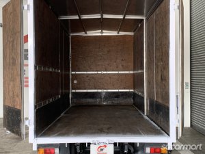 Mitsubishi Fuso Canter FEB21