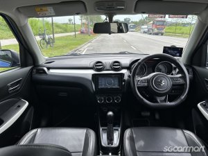 Suzuki Swift 1.0A Turbo GLX