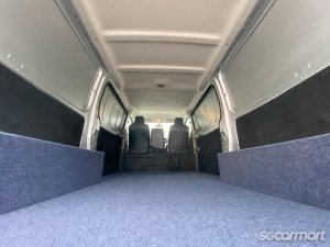 Nissan NV350 Caravan 2.0A DX