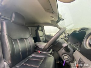 Nissan NV350 Caravan 2.0A DX