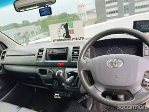 Toyota Hiace 3.0M DX (New 5-yr COE)