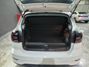 Volkswagen T-Cross 1.0A TSI R-Line