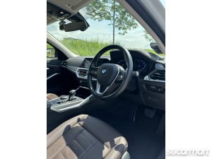 BMW 3 Series 320i Highline