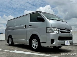 Toyota Hiace 3.0M