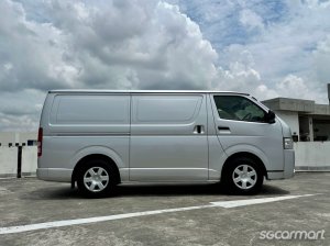 Toyota Hiace 3.0M