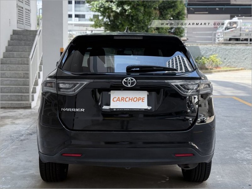 Toyota Harrier 2.0A Elegance