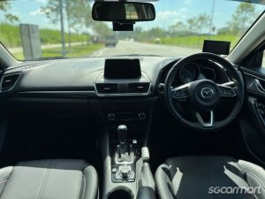 Mazda 3 1.5A
