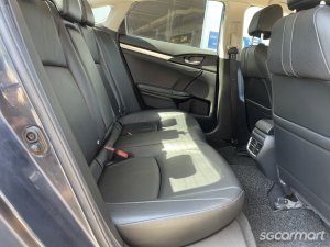 Honda Civic 1.5A VTEC Turbo Sunroof