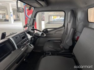 Mitsubishi Fuso Canter FEB21