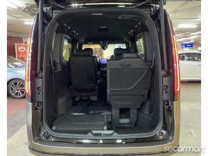Honda Stepwagon Hybrid Spada 2.0A e-HEV