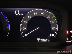 Honda Stepwagon Hybrid Spada 2.0A e-HEV