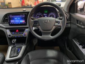 Hyundai Elantra 1.6A GLS S