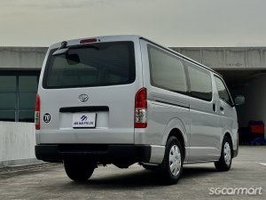Toyota Hiace 2.8A DX