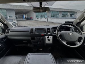 Toyota Hiace 2.8A DX
