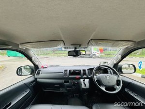 Toyota Hiace 3.0A