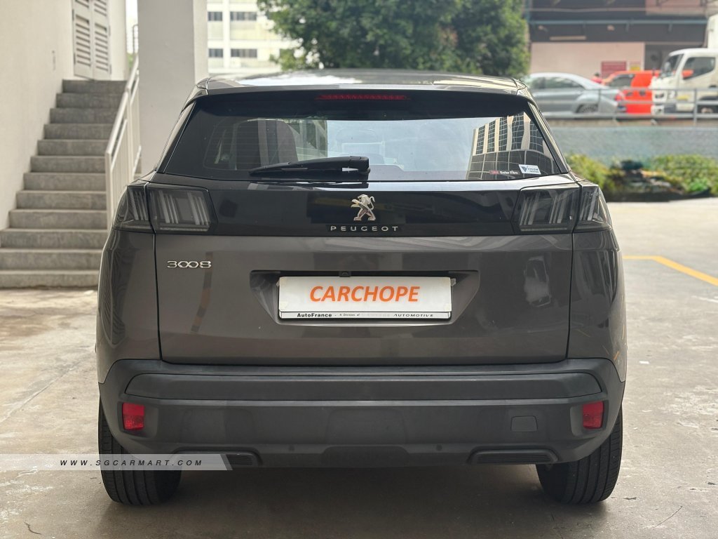 Peugeot 3008 1.2A PureTech EAT8 Active Premium