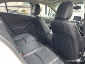 Mazda 3 HB 1.5A Deluxe Sunroof