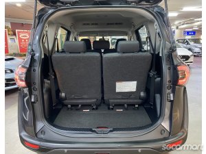 Toyota Sienta 1.5A Standard